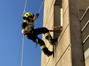 Übung Gruppe 3 und 4 – Knotenkunde und Selbstrettung